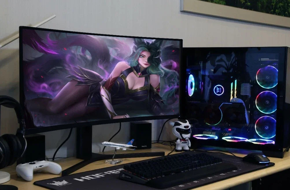 computer monitor LCD screen 34" Curved 4K Monitor – 100Hz/165Hz HDMI & Display Port inputs